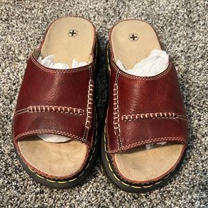 Vintage Dr Märtens Women’s Sandal Red sz8